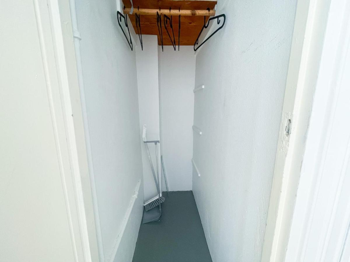Nordstay - Trendy Studio By The North Harbor Self Check-In Helsingfors Exteriör bild